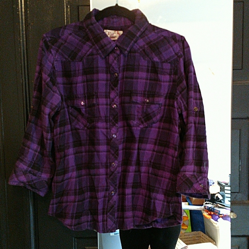 Purple and black flannel shirt size Large 12/14